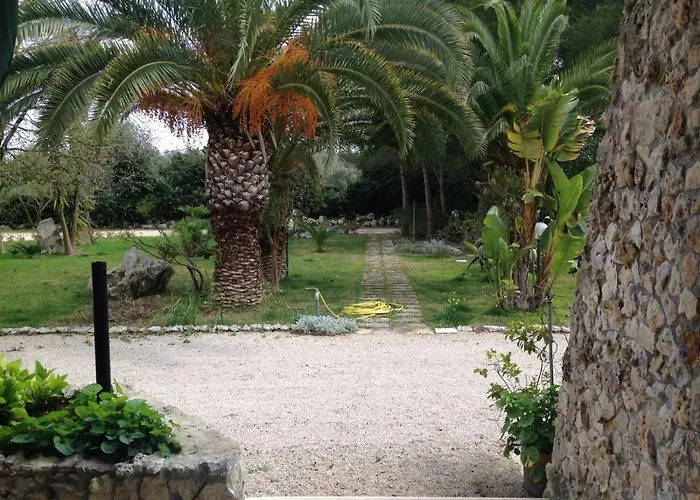 La Macchia Bed & Breakfast 3*