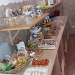 La Macchia Bed & Breakfast